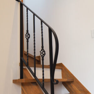 黒いアイアン手すり