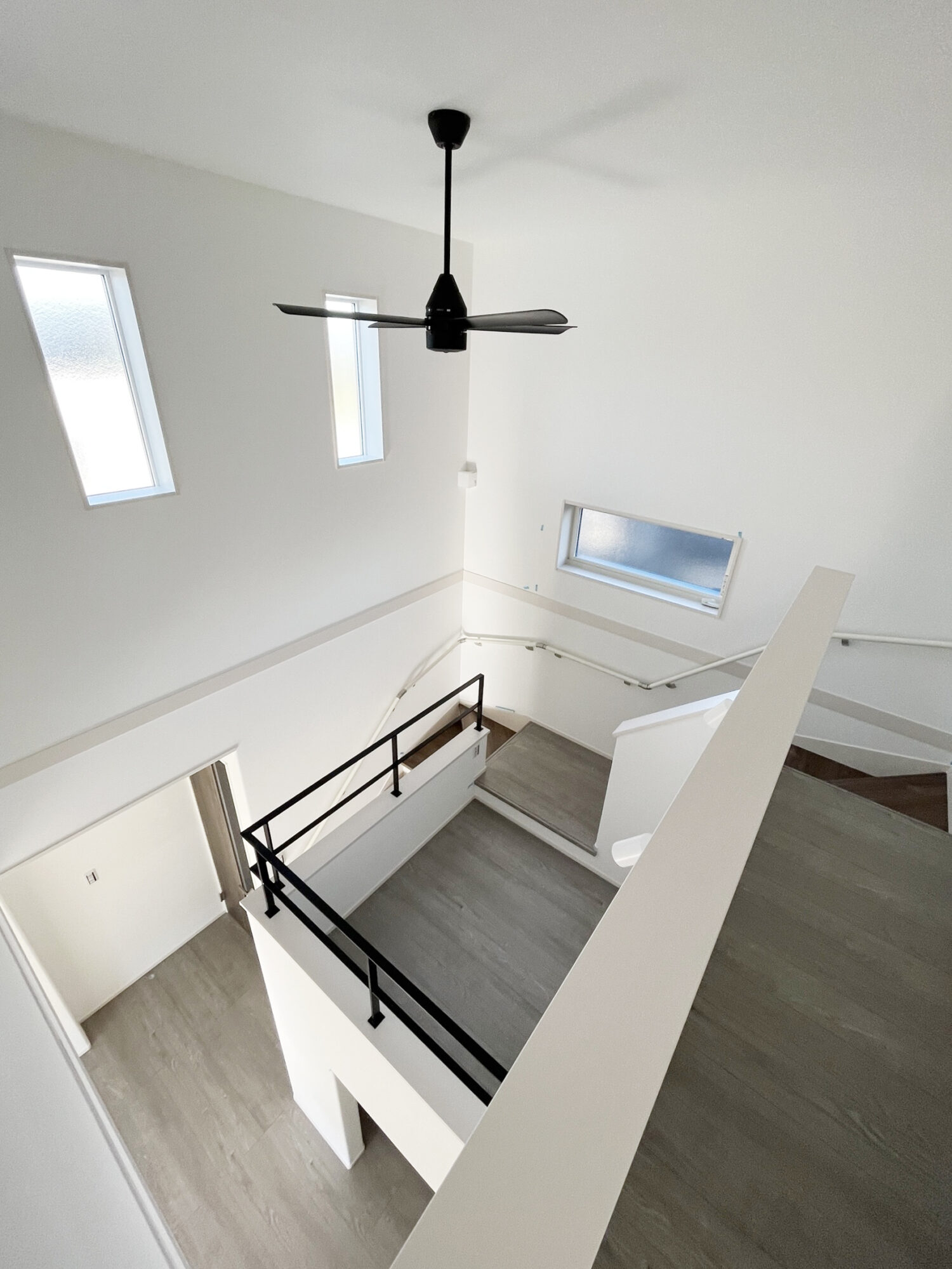 1階と2階を繋ぐスキップフロア