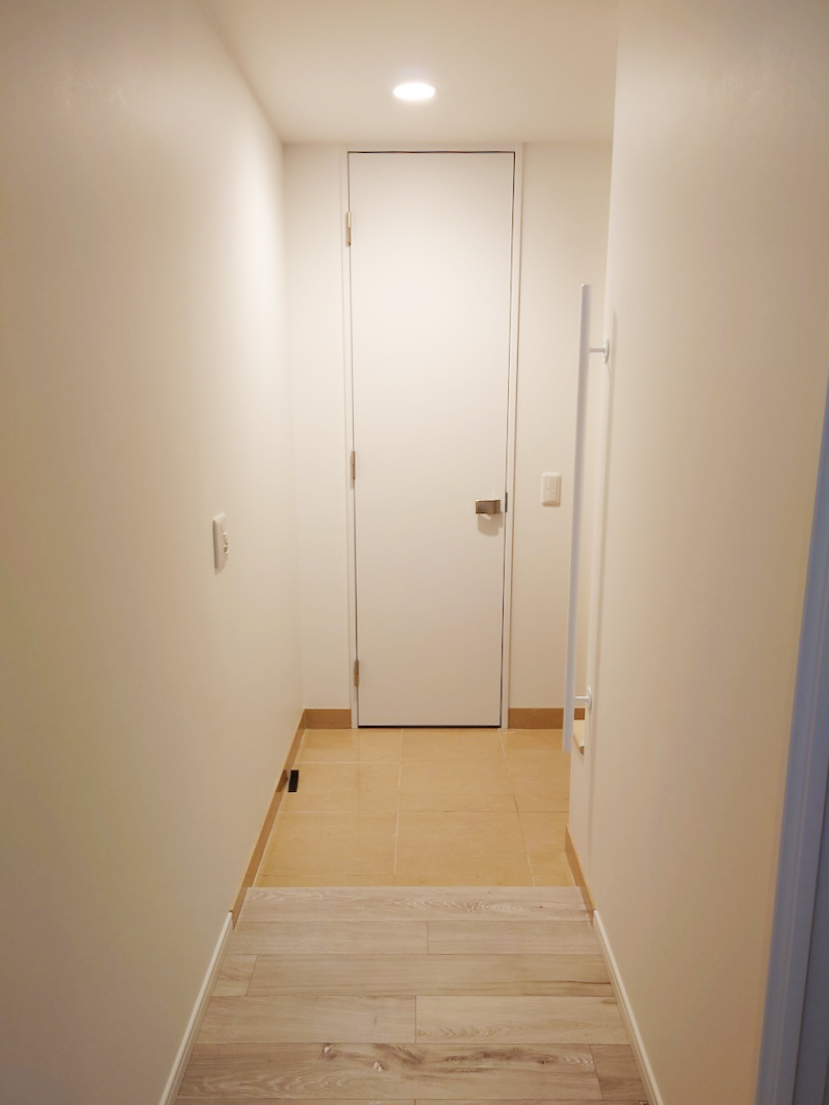 白い玄関手摺120㎝