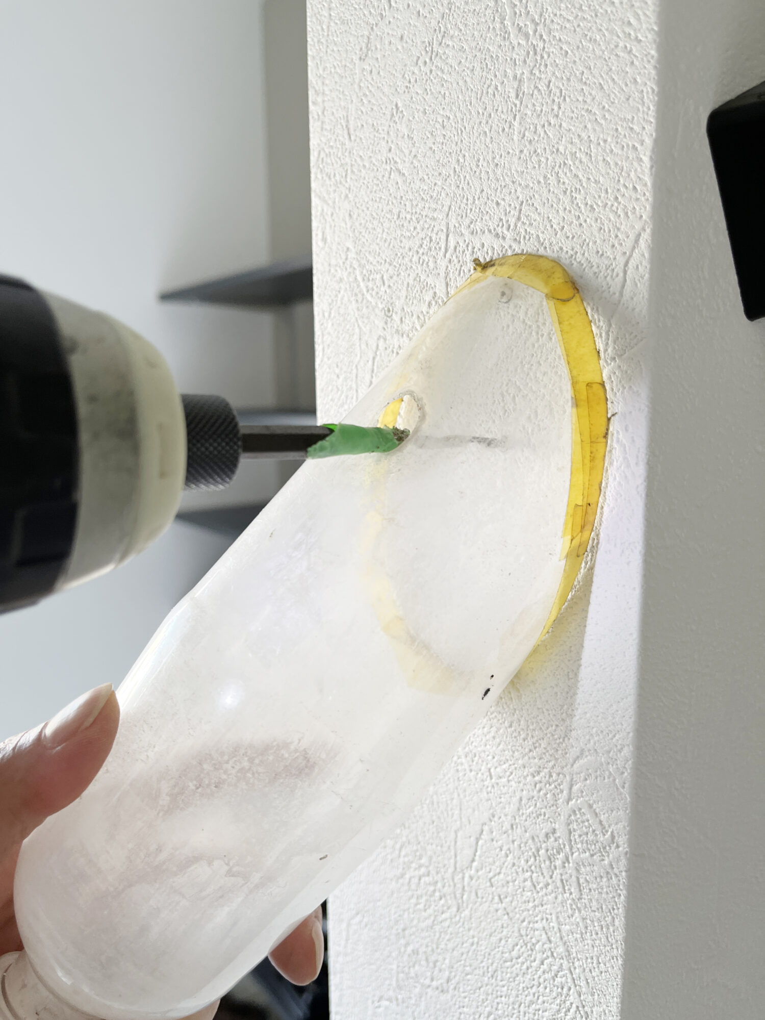 アイアン手すりの取付方(下穴2)