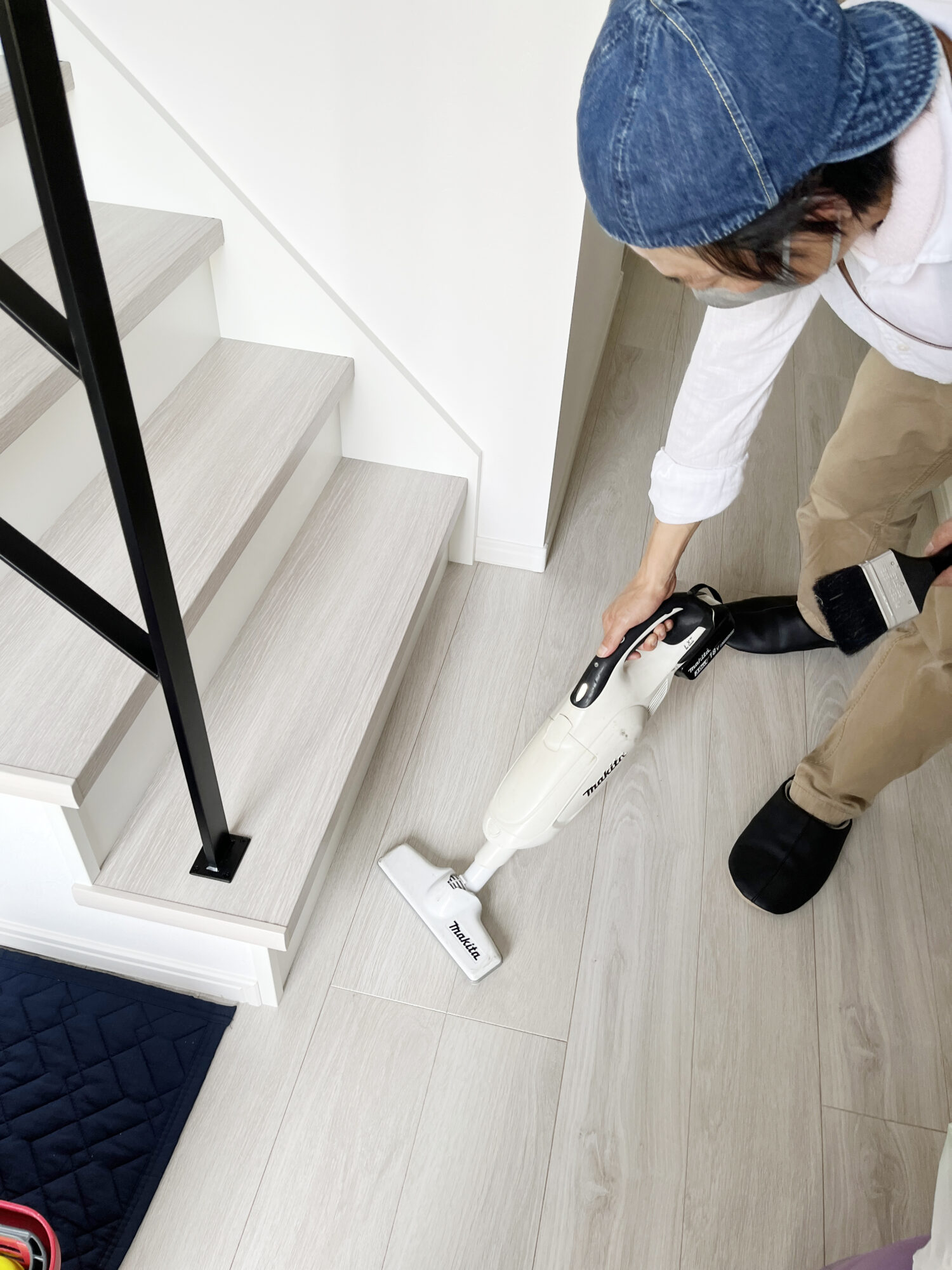 アイアン手すりの取り付け方(掃除2)