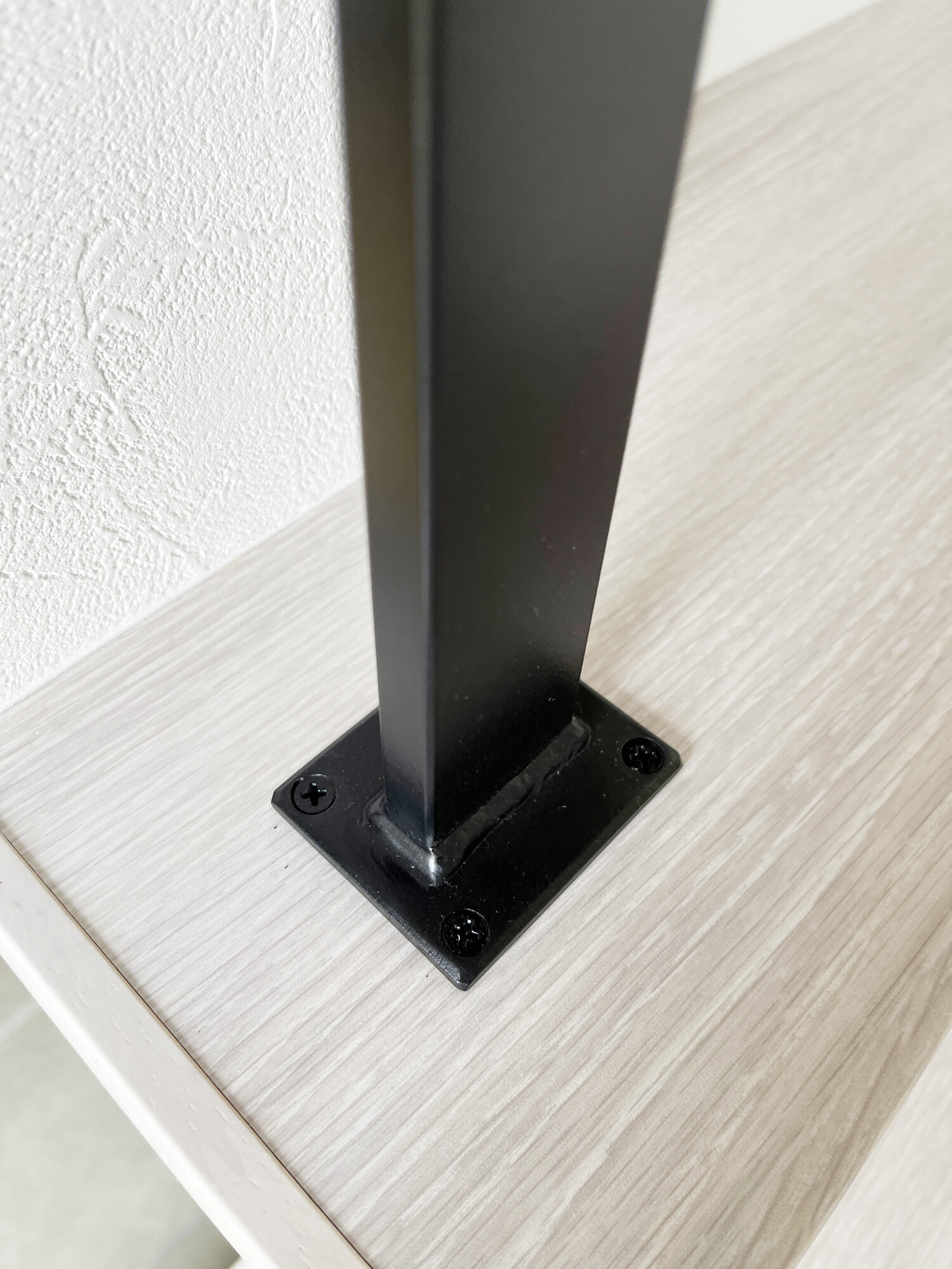 アイアン手すりの取り付け方(取付完了2)