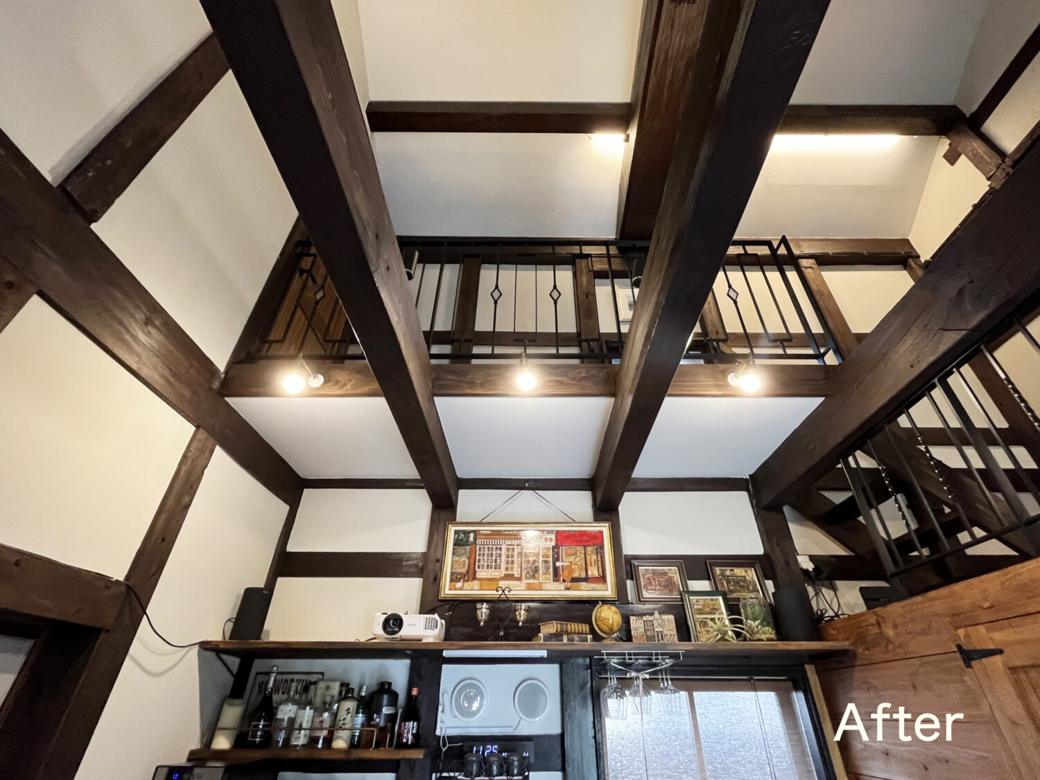 七色ガラスとスクエアデザイン