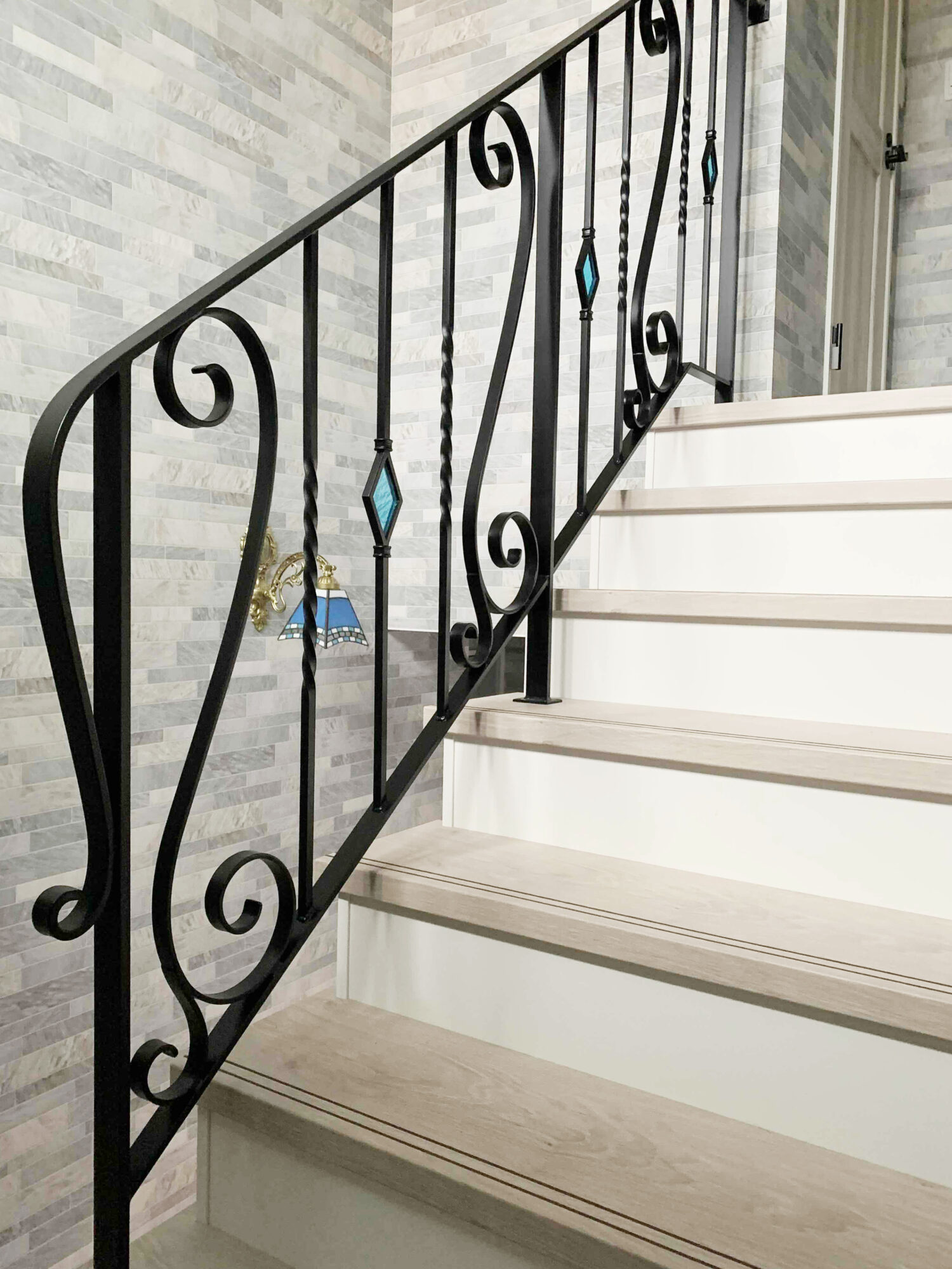 唐草×アイアン×ステンドグラス×ステンド照明