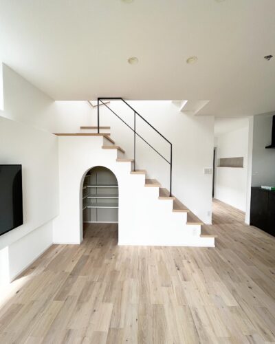 階段何段目から始める?1段目からなくてもいいの？アイアン手すり