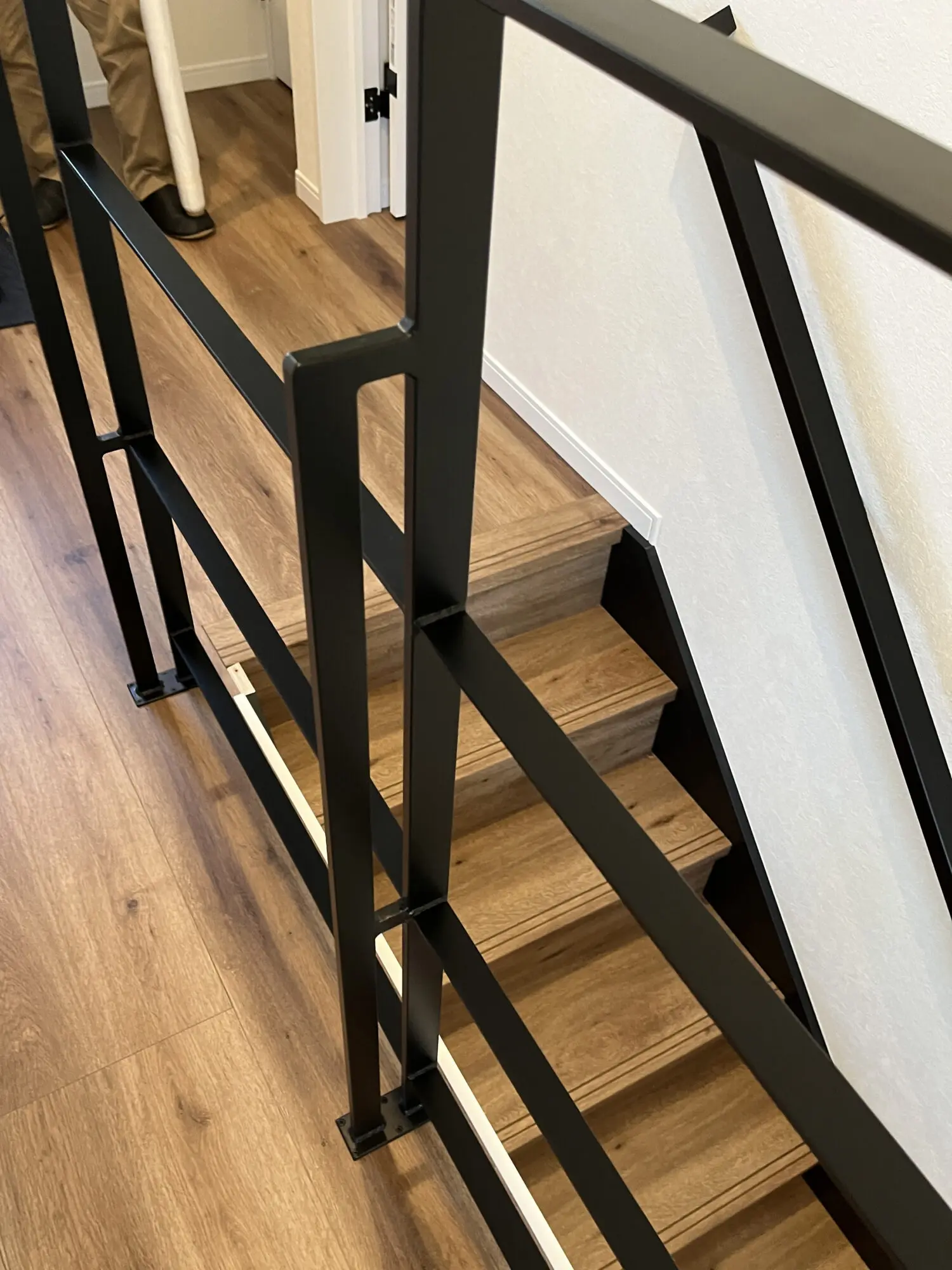 手すり　アイアンバー ※オーダー承ります 焼き付け塗装込み 手すり アイアンバー ※オーダー承ります 焼き付け塗装込み